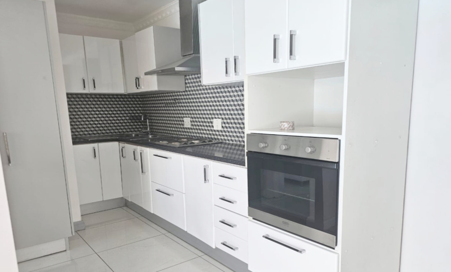 To Let 1 Bedroom Property for Rent in Rondebosch Western Cape